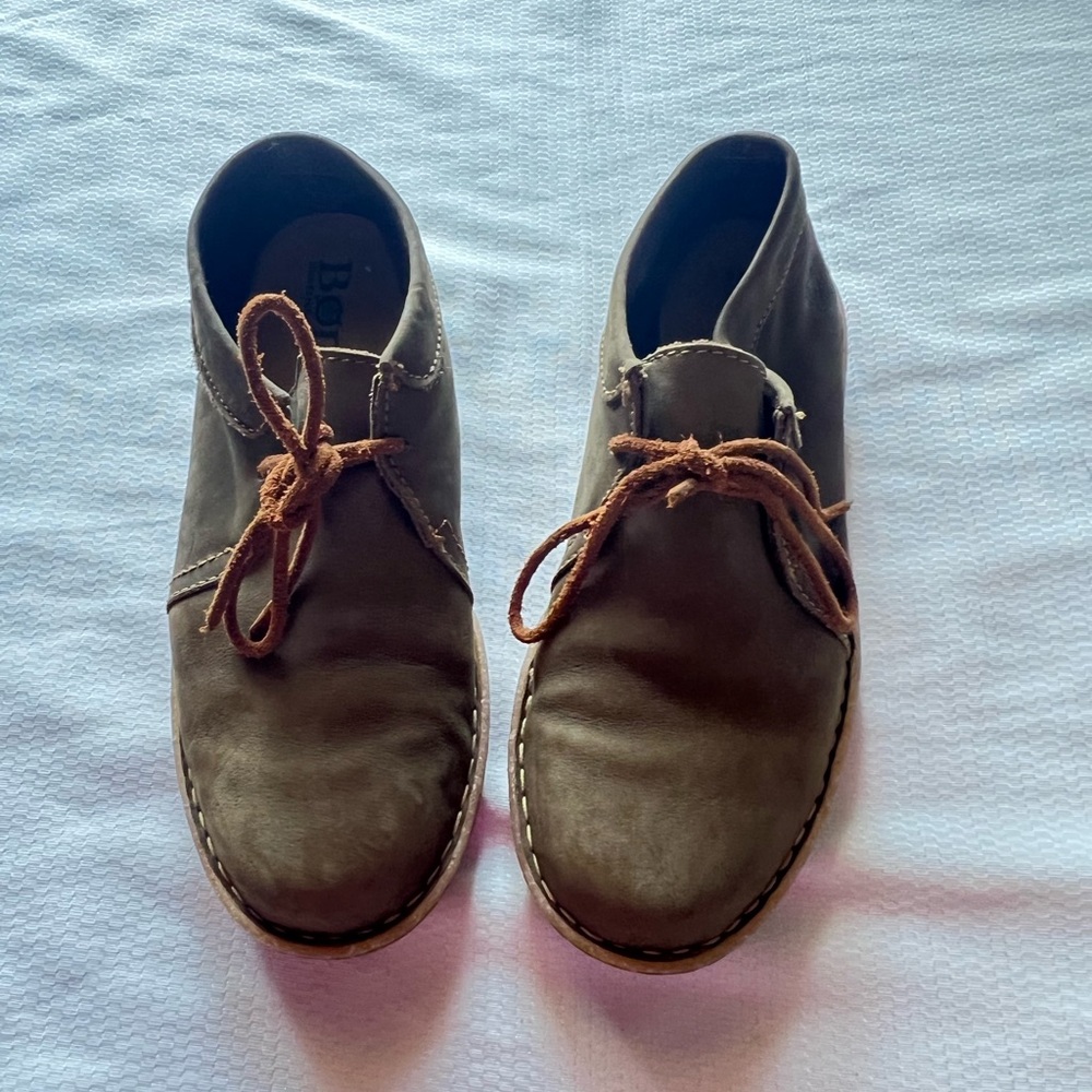 Born Green Tan Shoes - Picture 12 of 12